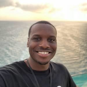 Meet your Posher, Christopher